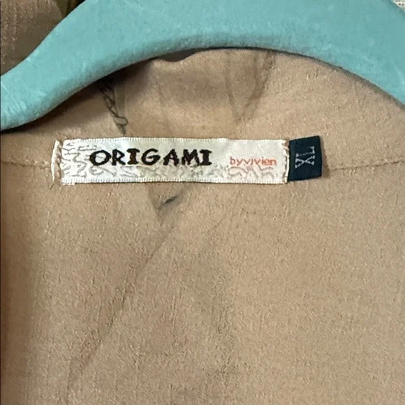 Origami Owl Artistic Beige Jacket and Pants - Picture 2 of 8